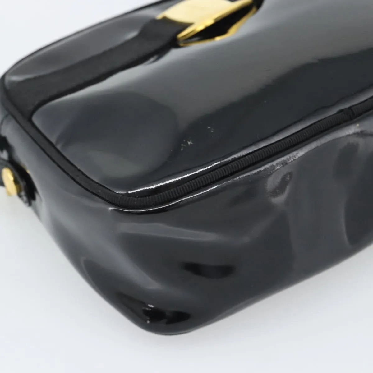 Salvatore Ferragamo Vala Patent Leather Black Patent_Leather Shoulder Bag Bag (Pre-Owned)