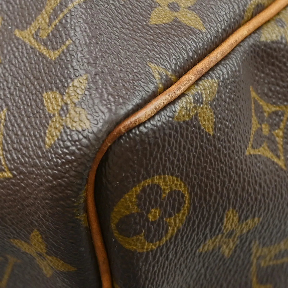 Louis Vuitton Keepall Bag Monogram Canvas Brown Canvas Travel Bag Bag (Pre-Owned)