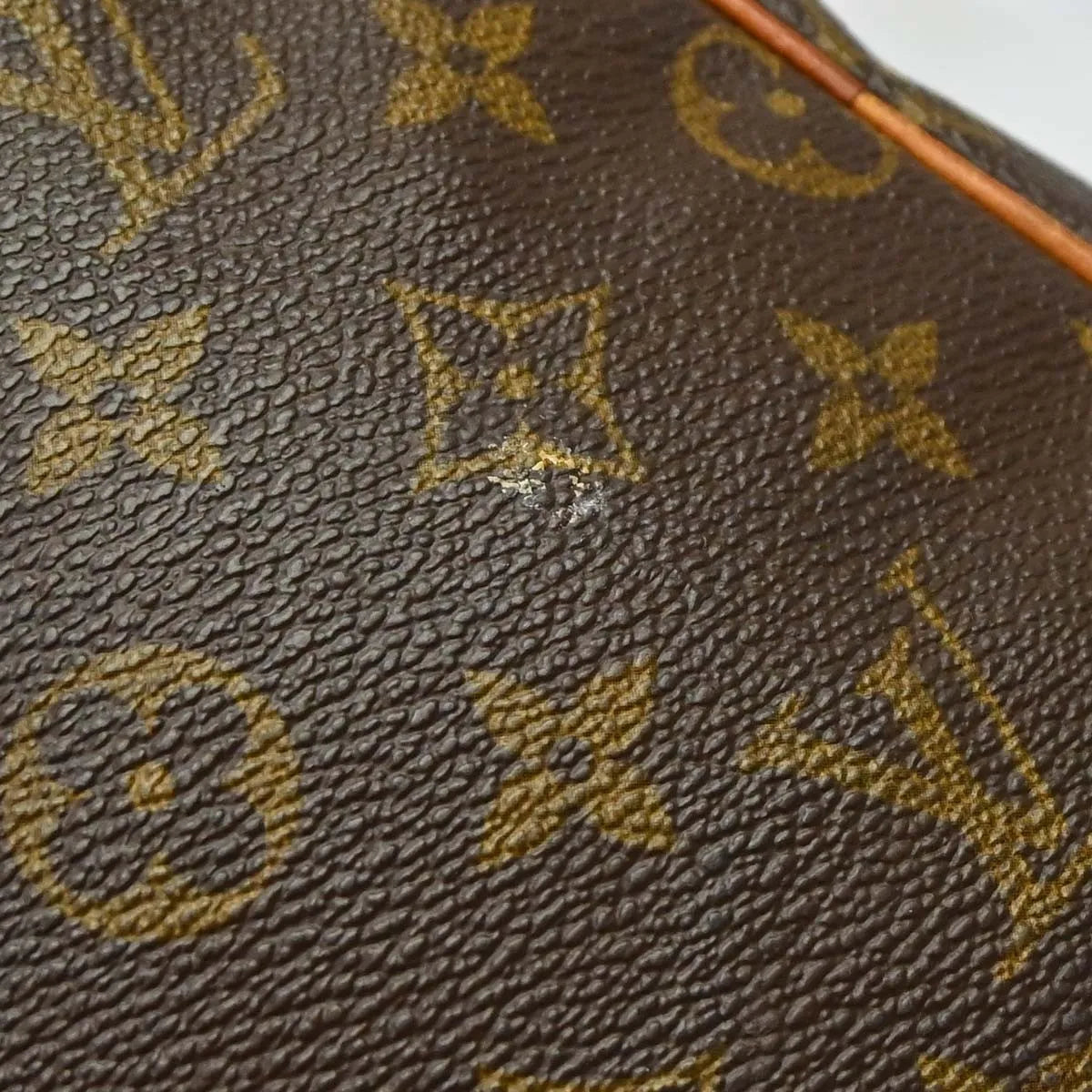 Louis Vuitton Keepall Monogram Canvas Brown Canvas Travel Bag Bag (Pre-Owned)