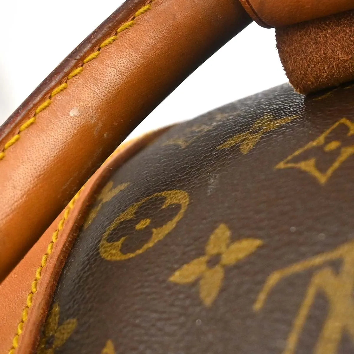 Louis Vuitton Keepall Monogram Canvas Brown Canvas Travel Bag Bag (Pre-Owned)
