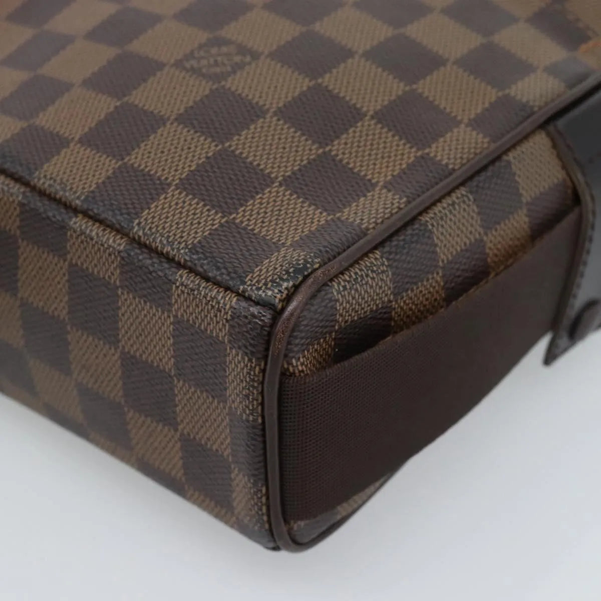 Louis Vuitton Olav Damier Brown Canvas Shoulder Bag Bag (Pre-Owned)