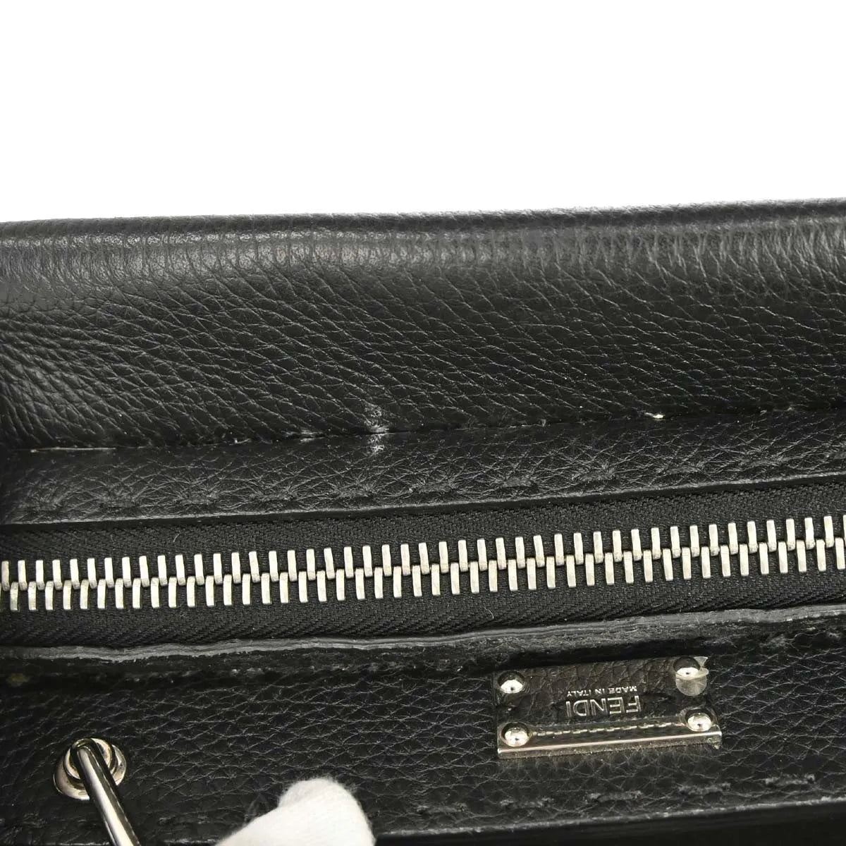 Fendi Selleria Peekaboo Fit Leather Black Leather Handbag (Pre-Owned)