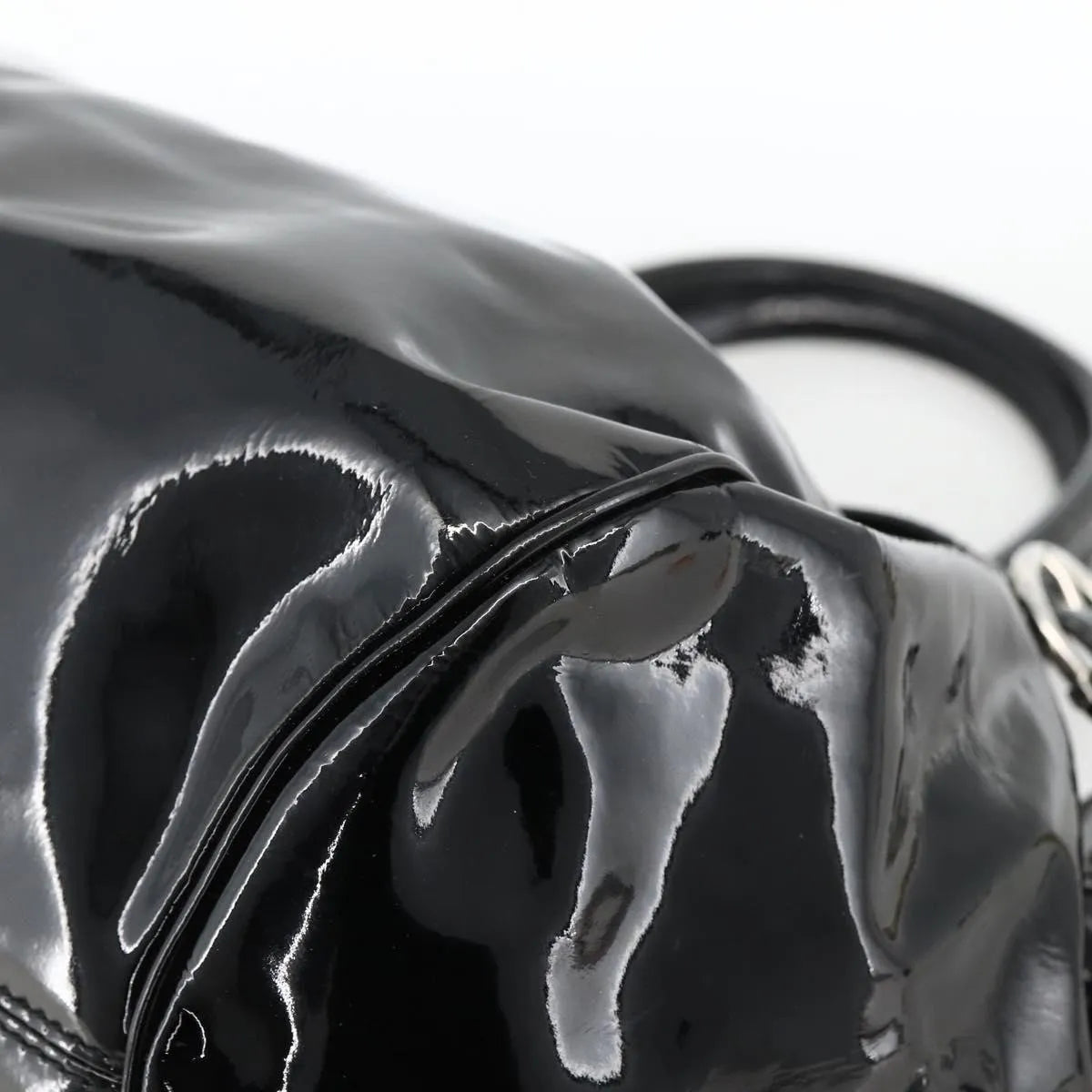 Salvatore Ferragamo Gancini Patent Leather Black Patent_Leather Handbag (Pre-Owned)