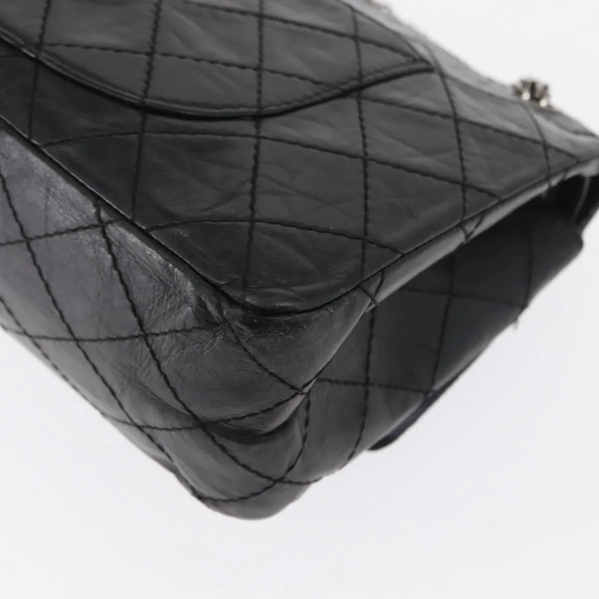 Chanel Reissue 2.55 Flap Quilted Aged Calfskin Black Leather Handbag (Pre-Owned)
