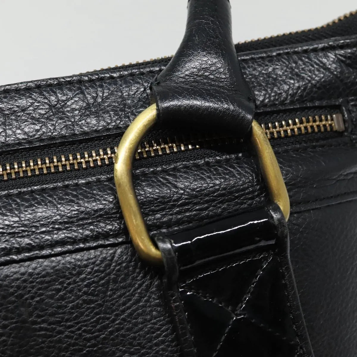 Burberry Vintage Leather Black Leather Shoulder Bag Bag (Pre-Owned)