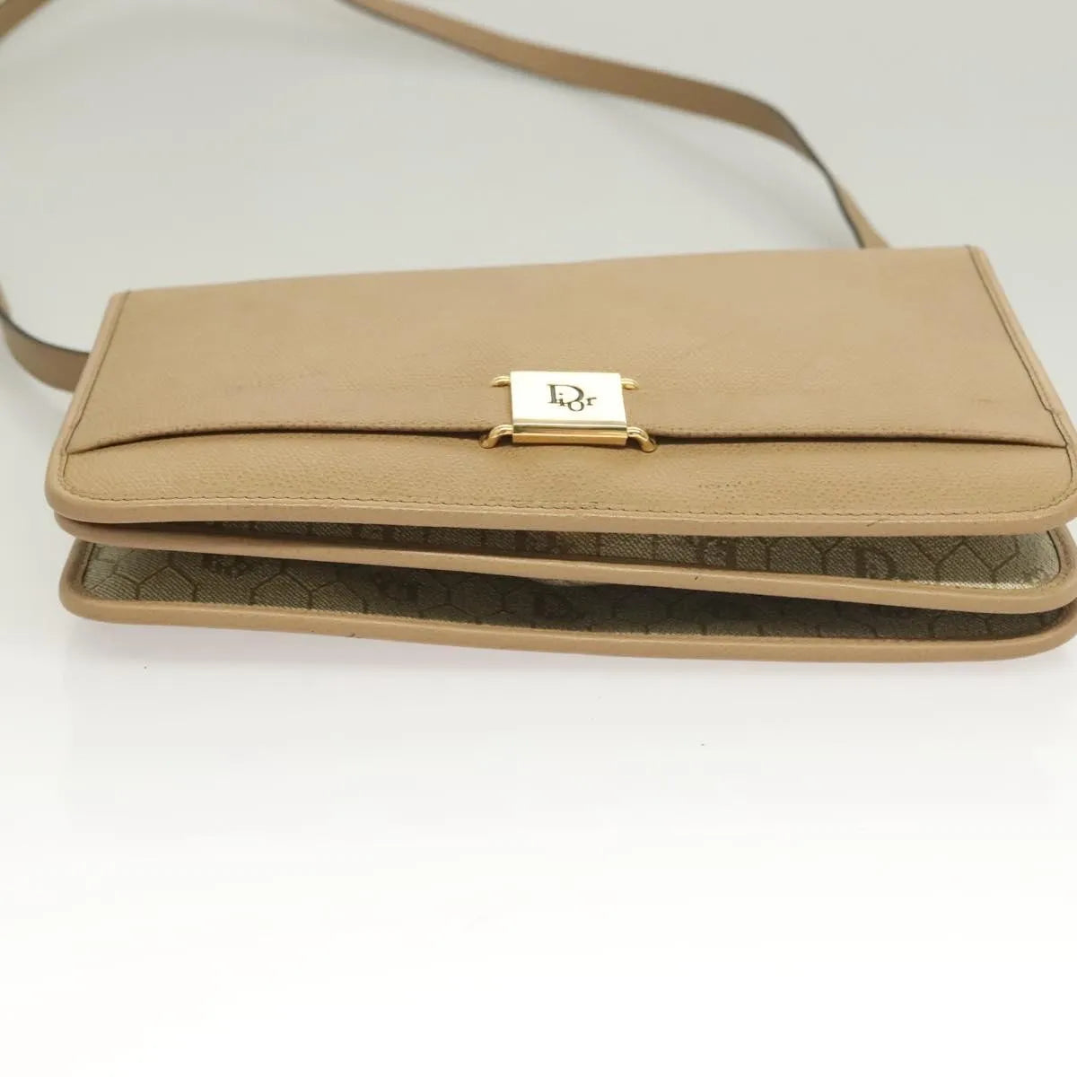 Christian Dior Vintage Leather Beige Leather Shoulder Bag Bag (Pre-Owned)