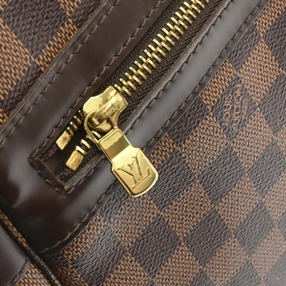 Louis Vuitton Bastille Damier Brown Canvas Shoulder Bag Bag (Pre-Owned)