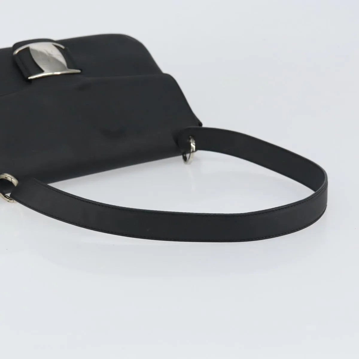 Salvatore Ferragamo Vala Leather Black Patent_Leather Shoulder Bag Bag (Pre-Owned)