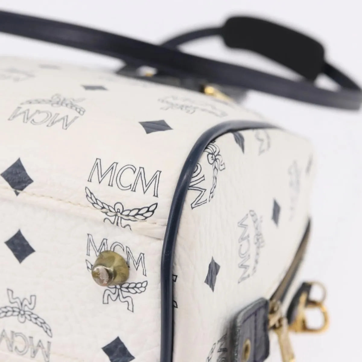 MCM Visetos Logogramme Leather White Leather Handbag (Pre-Owned)