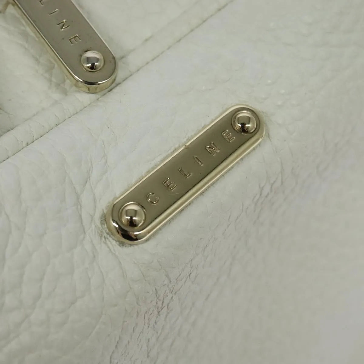 Celine Vintage Leather White Leather Handbag (Pre-Owned)