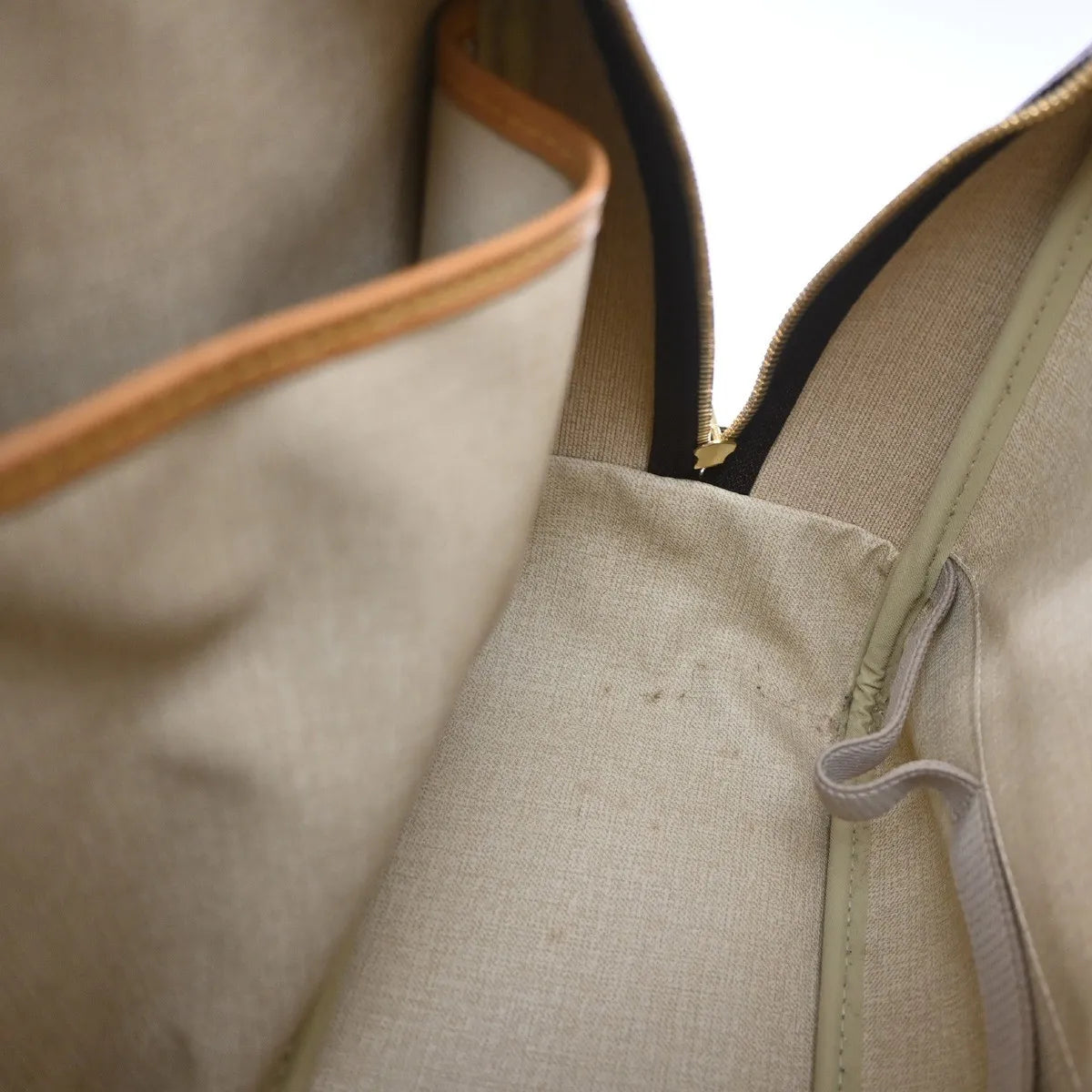 Louis Vuitton Deauville Monogram Brown Canvas Handbag (Pre-Owned)
