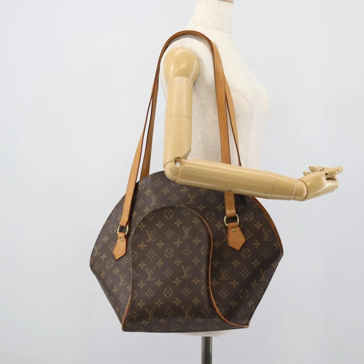 Louis Vuitton Ellipse Nm Monogram Canvas Brown Canvas Shoulder Bag Bag (Pre-Owned)