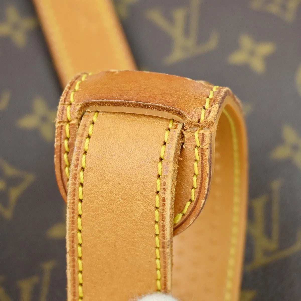 Louis Vuitton Saumur Monogram Canvas Brown Canvas Shoulder Bag Bag (Pre-Owned)