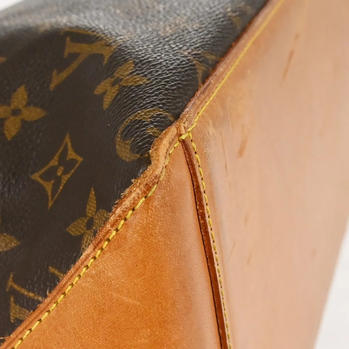 Louis Vuitton Cabas Mezzo Monogram Canvas Brown Canvas Shoulder Bag Bag (Pre-Owned)