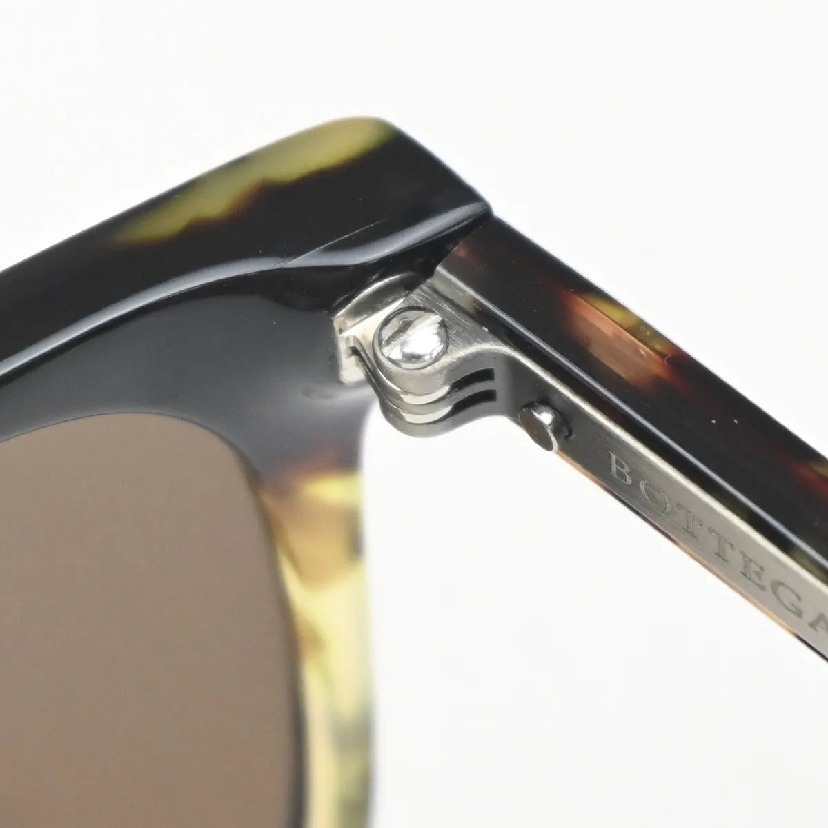 Bottega Veneta Intrecciato Plastic Brown Plastic Sunglasse Accessory (Pre-Owned)