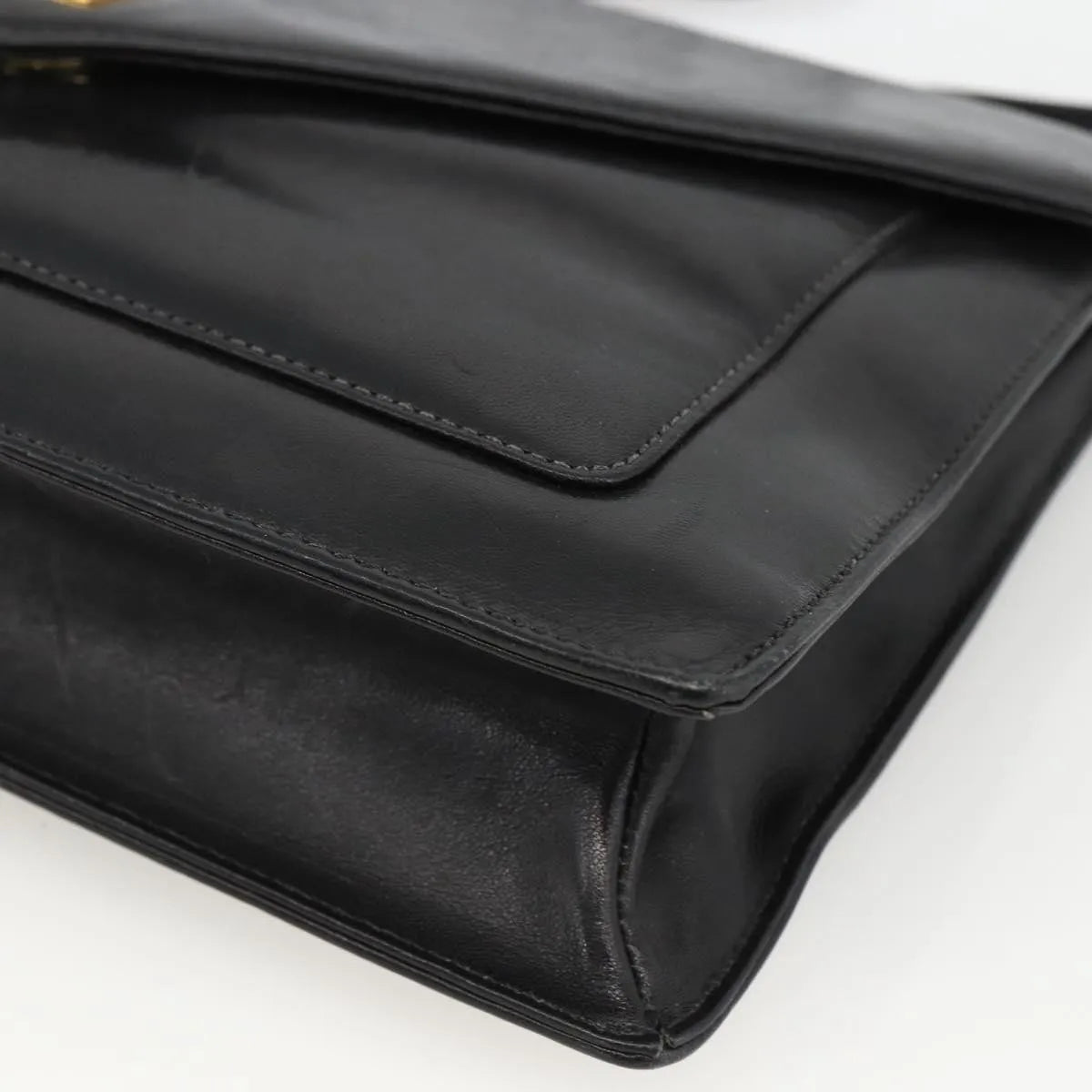 Givenchy Vintage 4G Leather Black Leather Shoulder Bag Bag (Pre-Owned)
