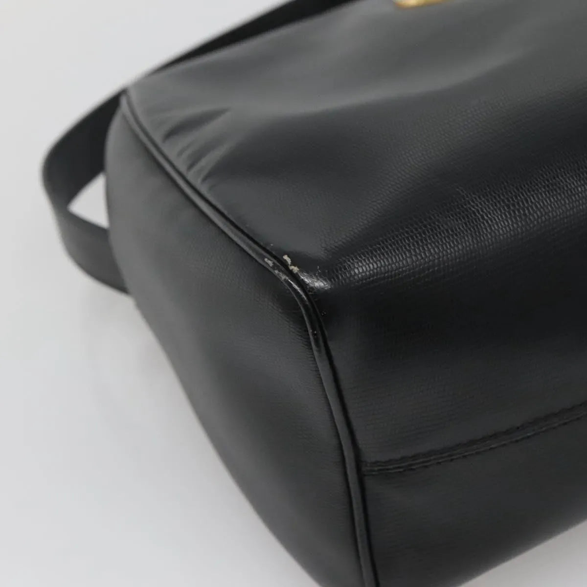 Celine Circle Logo Leather Black Leather Handbag (Pre-Owned)