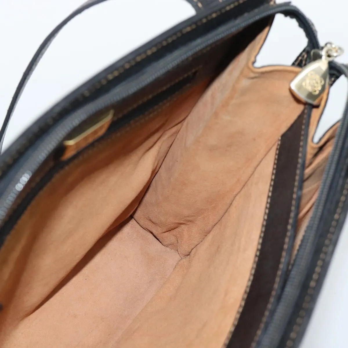 Loewe Vintage Leather Black Leather Tote Bag Bag (Pre-Owned)