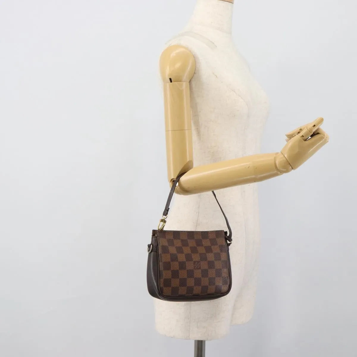 Louis Vuitton Trousse Make Up Damier Brown Canvas Clutche & Pouche Bag (Pre-Owned)