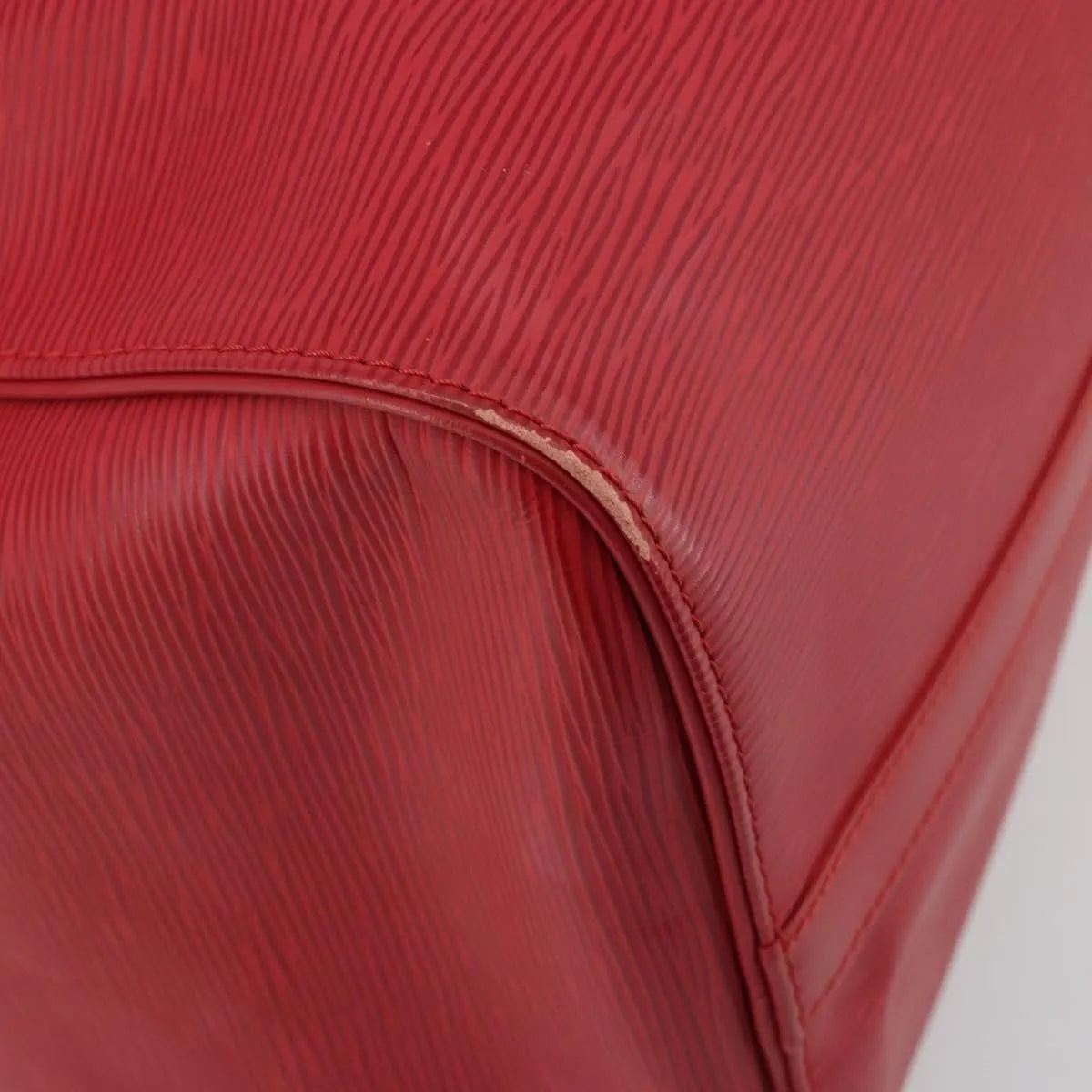 Louis Vuitton Keepall Epi Red Leather Travel Bag Bag (Pre-Owned)