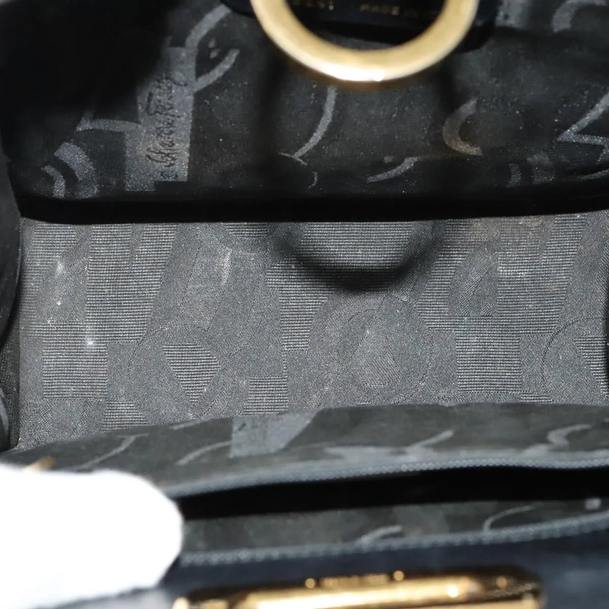 Salvatore Ferragamo Vintage Gancini Chain Leather Black Leather Shoulder Bag Bag (Pre-Owned)