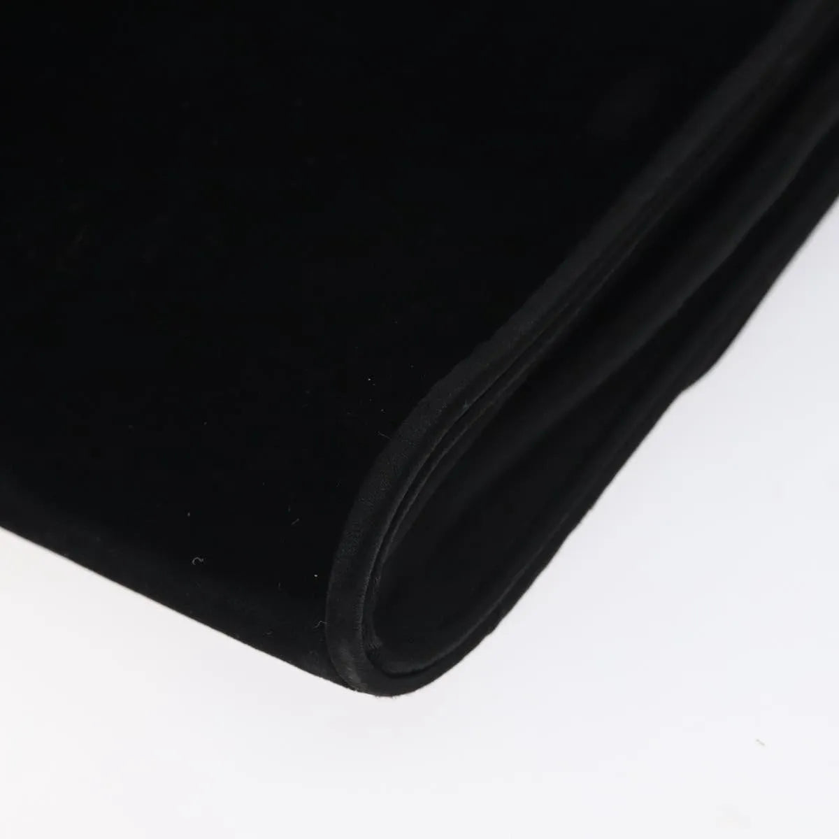 Gucci Vintage Flap Velvet Black Velvet Shoulder Bag Bag (Pre-Owned)