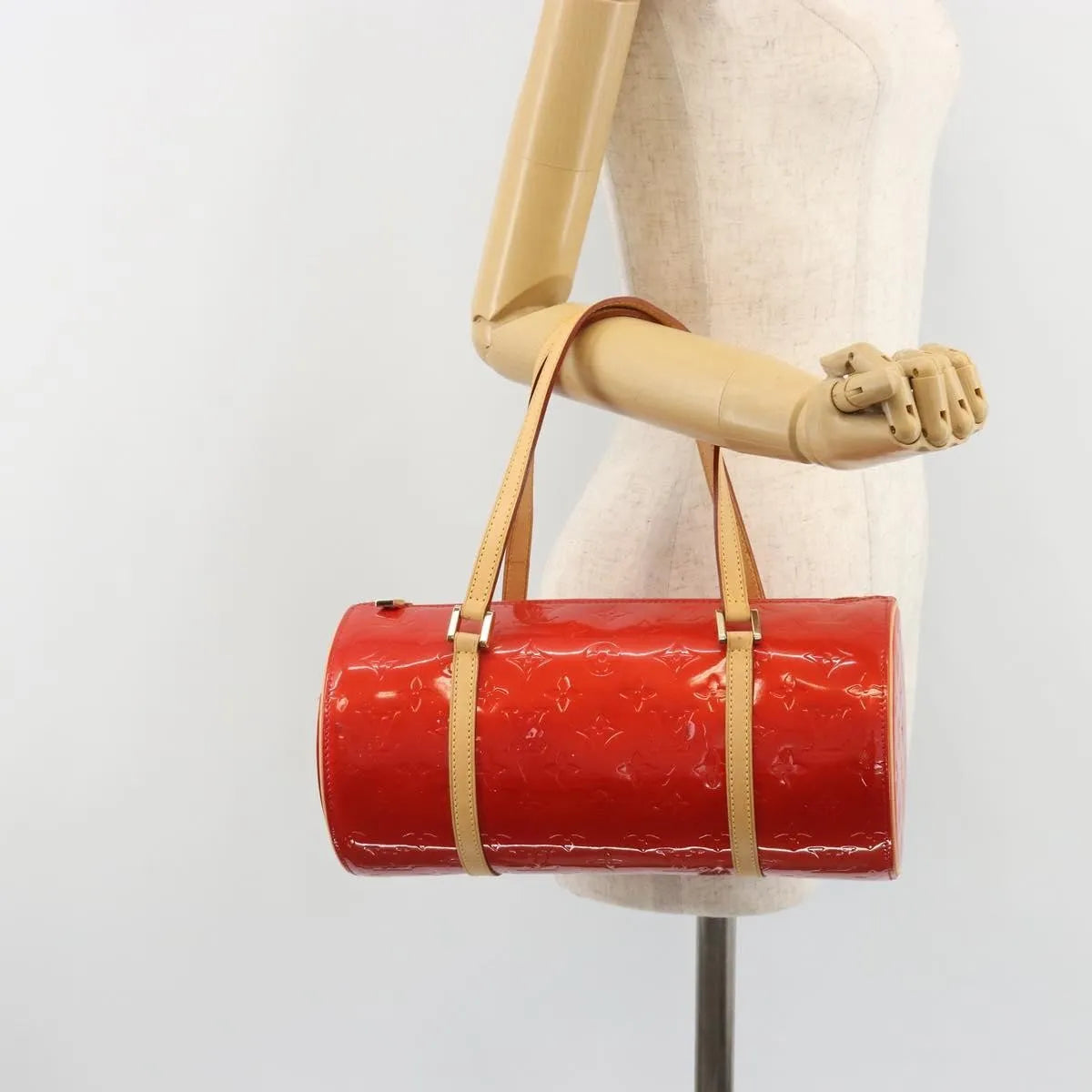 Louis Vuitton Bedford Monogram Vernis Red Patent_Leather Handbag (Pre-Owned)