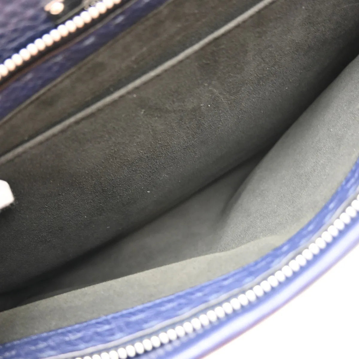 Fendi Selleria Peekaboo Fit Leather Navy Leather Handbag (Pre-Owned)