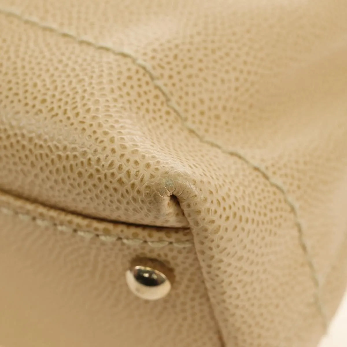 Chanel Vintage Cc Resin Chain Caviar Beige Leather Shoulder Bag Bag (Pre-Owned)