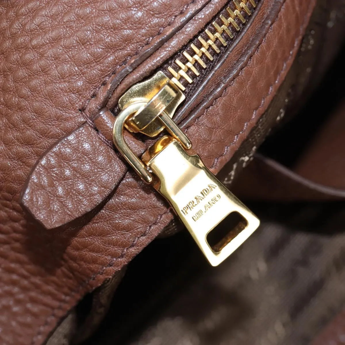 Prada Side Zip Hobo Soft Calf Brown Leather Shoulder Bag Bag (Pre-Owned)